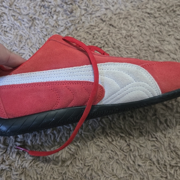 Puma Vibrant Red Sneakers - Picture 3 of 3